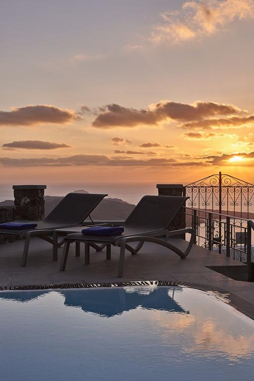 Villa Dakoronia Fira  Dış mekan fotoğraf